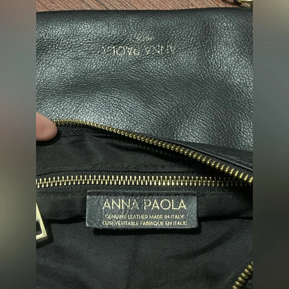 Vintage Anna Paola black leather purse bag Gold chain woven black leather soft